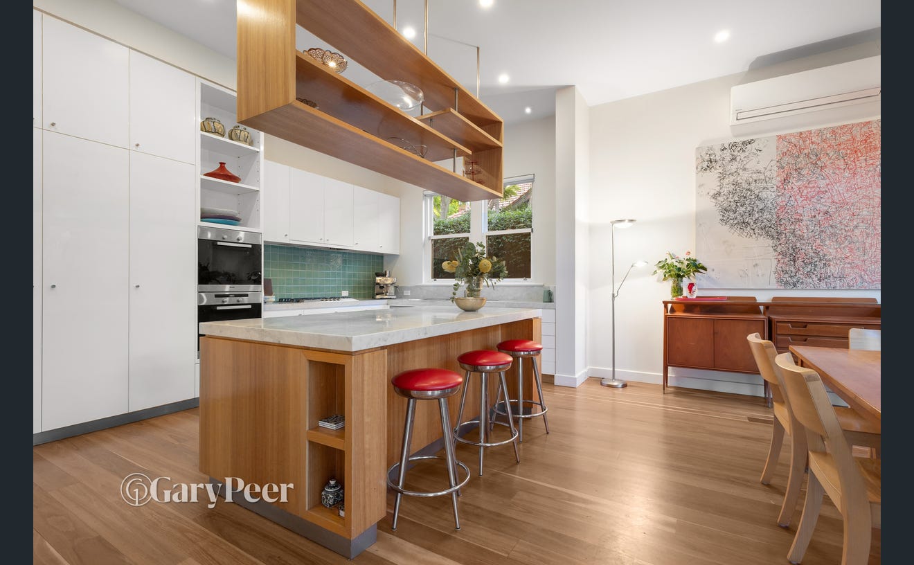 33 Kerferd Street, Malvern East