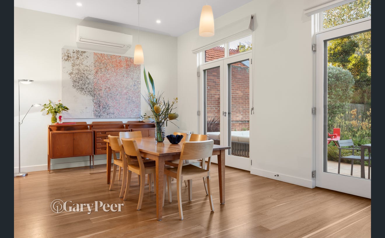 33 Kerferd Street, Malvern East
