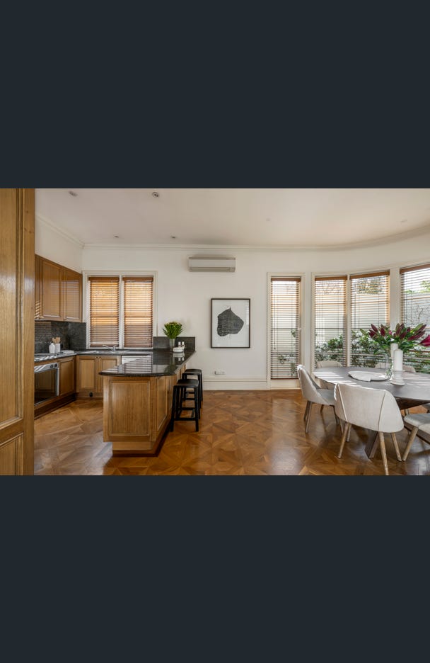 35 Irving Road, Toorak