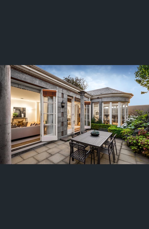 35 Irving Road, Toorak