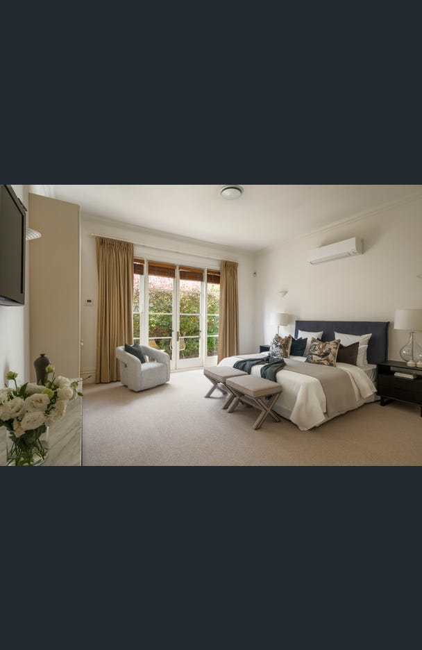 35 Irving Road, Toorak