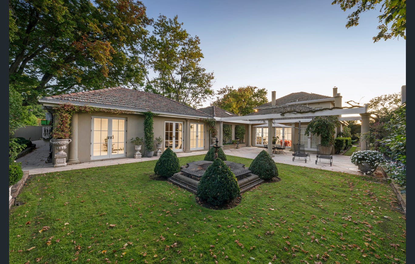 372 Glenferrie Road, Malvern