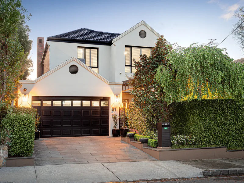 37 Belmont Avenue, Kew