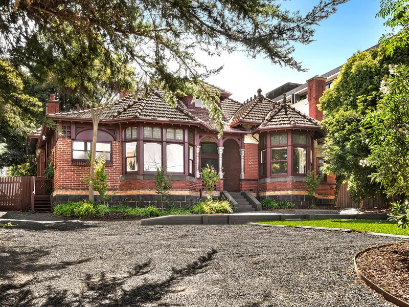 37 Riversdale Road, Hawthorn