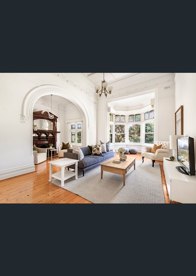 37 Riversdale Road, Hawthorn