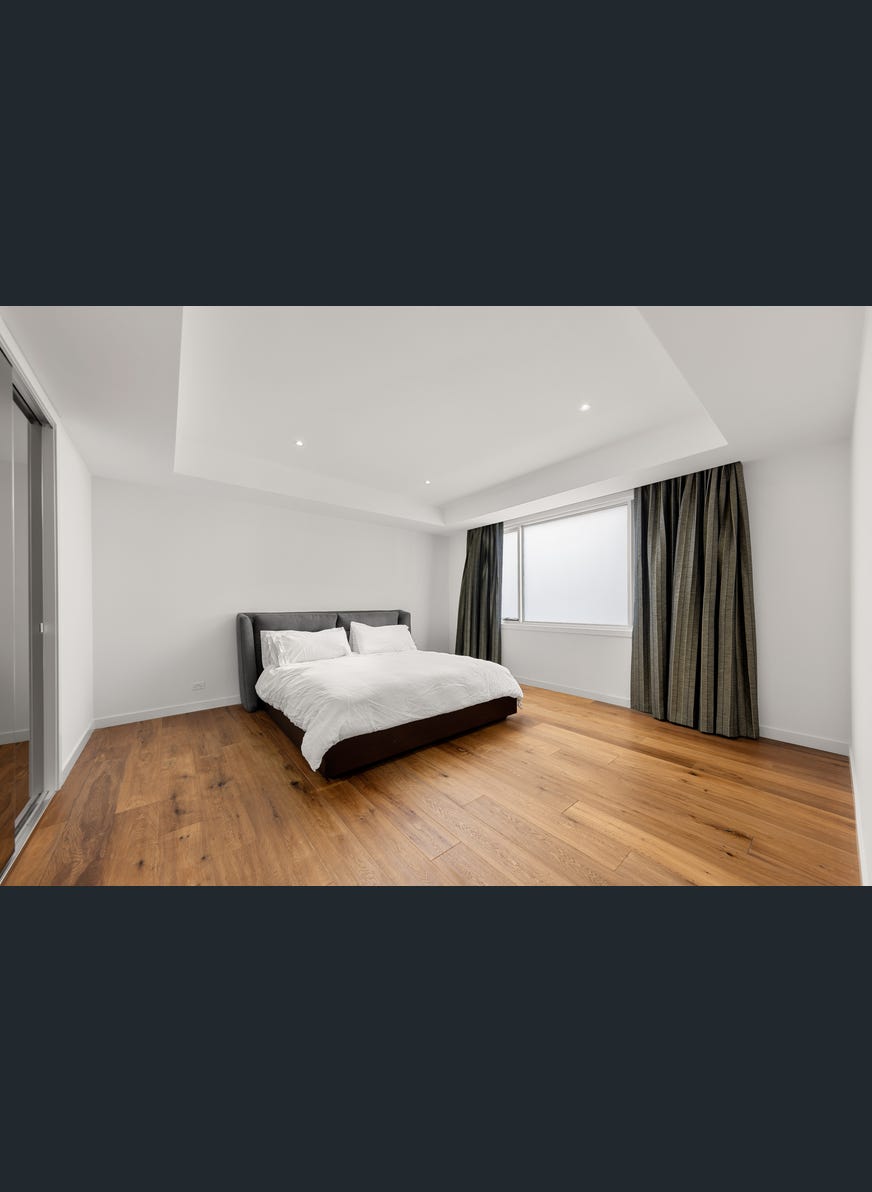 3 Duffryn Place, Toorak