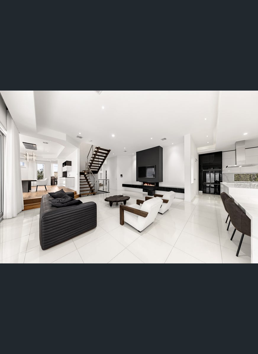 3 Duffryn Place, Toorak