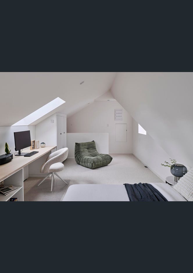 42 Urquhart Street, Hawthorn