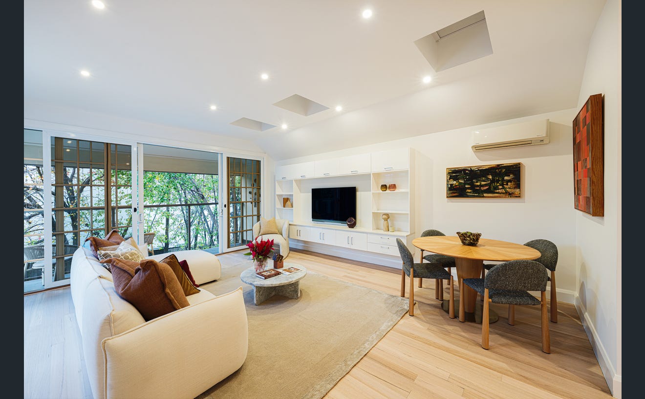 43 Bruce Street, Toorak