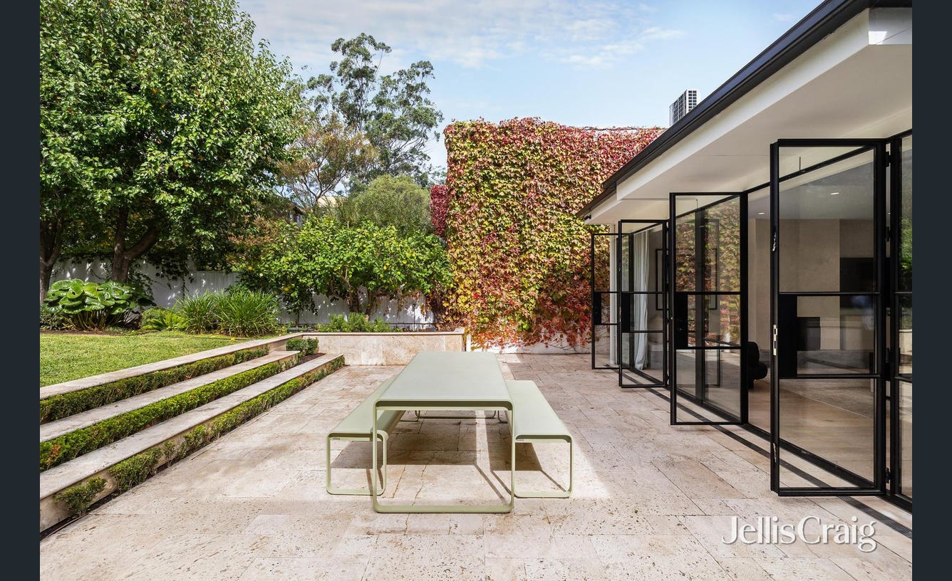 44 Tivoli Road, South Yarra