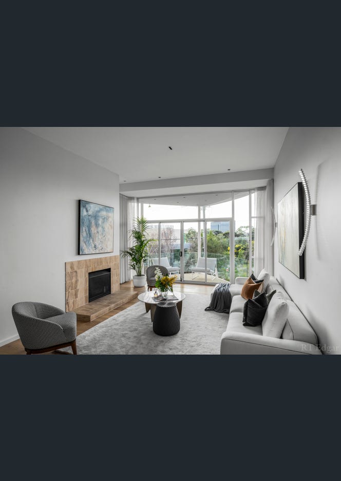 44 Verdant Avenue, Toorak