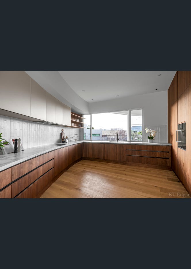 44 Verdant Avenue, Toorak