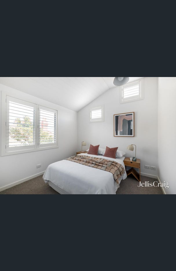 46 Victoria Road North, Malvern