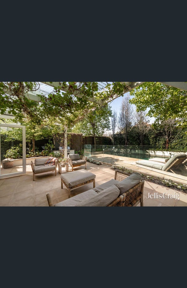 46 Victoria Road North, Malvern