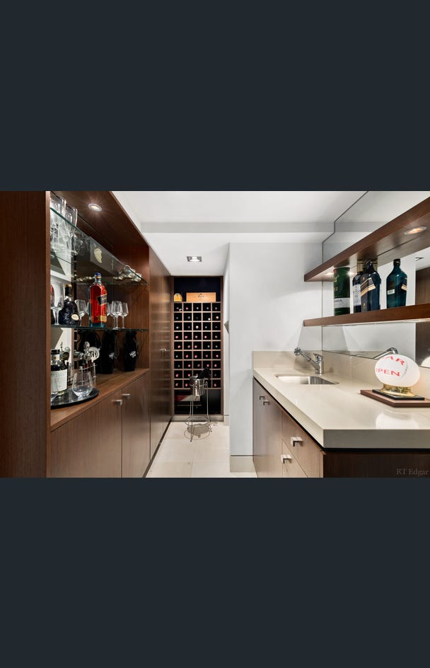 47 Bruce Street, Toorak