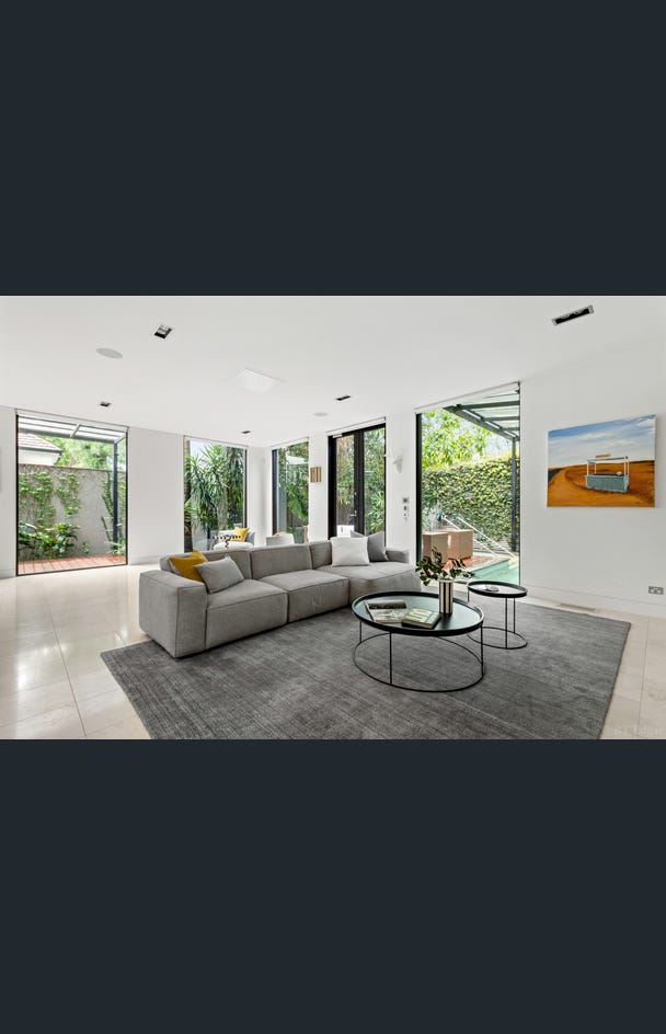 47 Bruce Street, Toorak