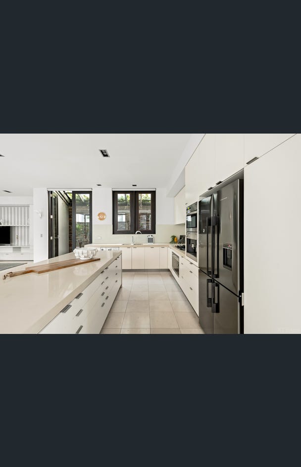 47 Bruce Street, Toorak