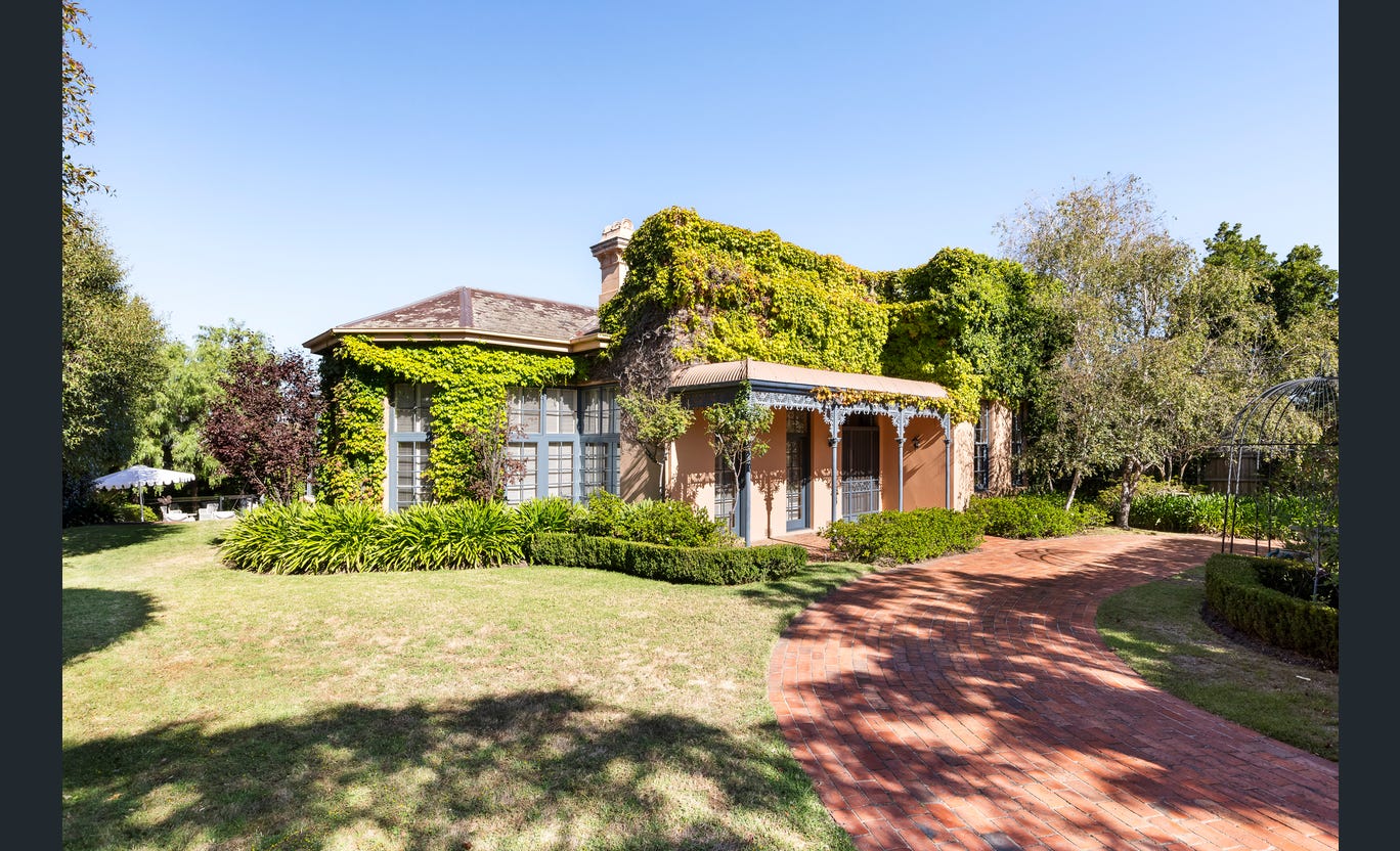 48 Elizabeth Street, Malvern