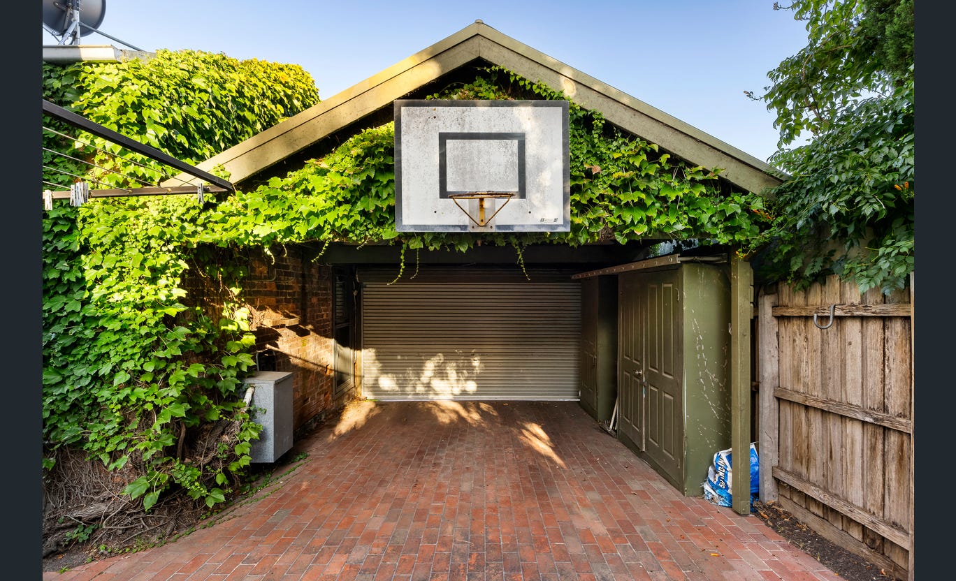 48 Elizabeth Street, Malvern
