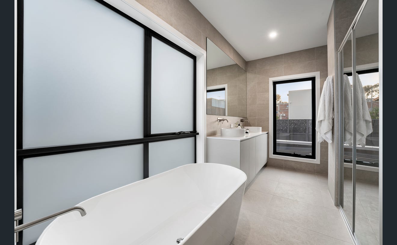 4 Harvey Street, Malvern