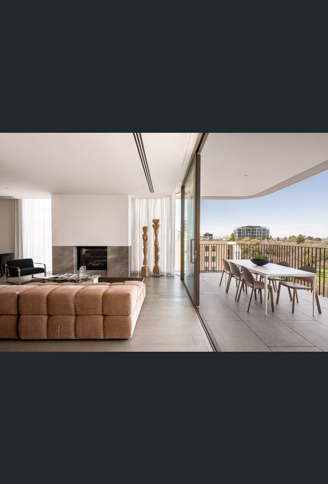 502/370 Albert Street, East Melbourne