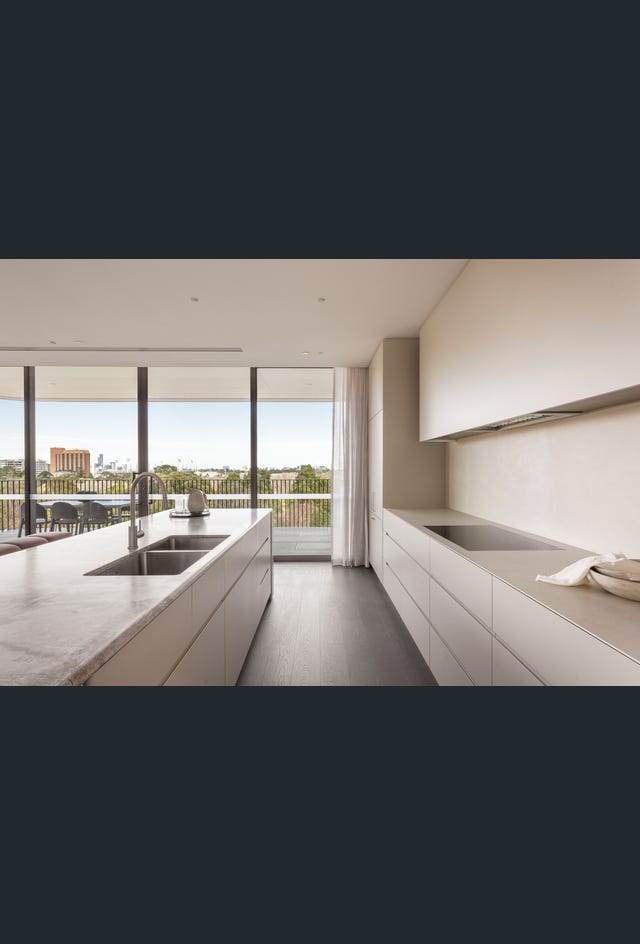 502/370 Albert Street, East Melbourne