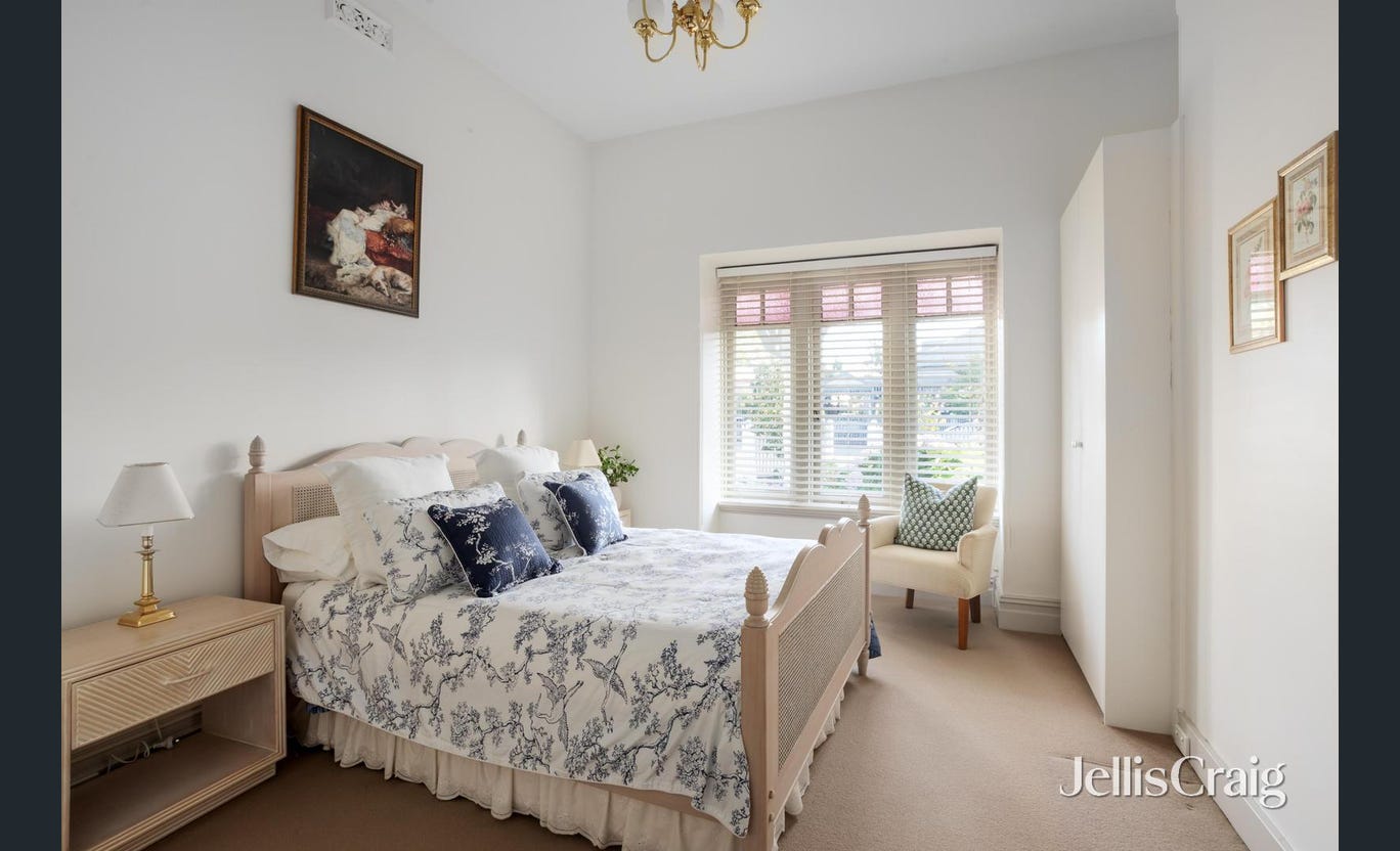 50 Llaneast Street, Armadale