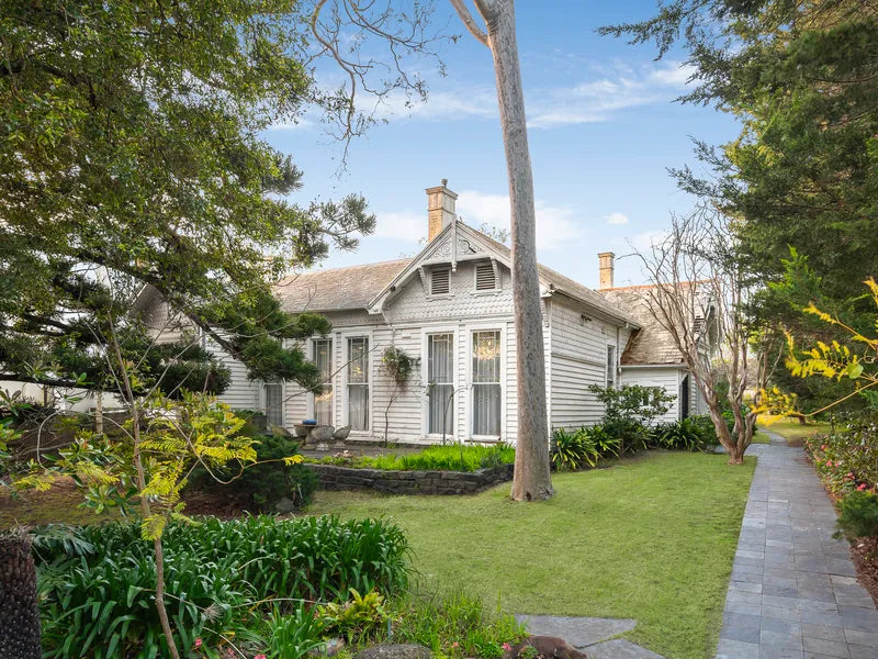 52 Fellows Street, Kew