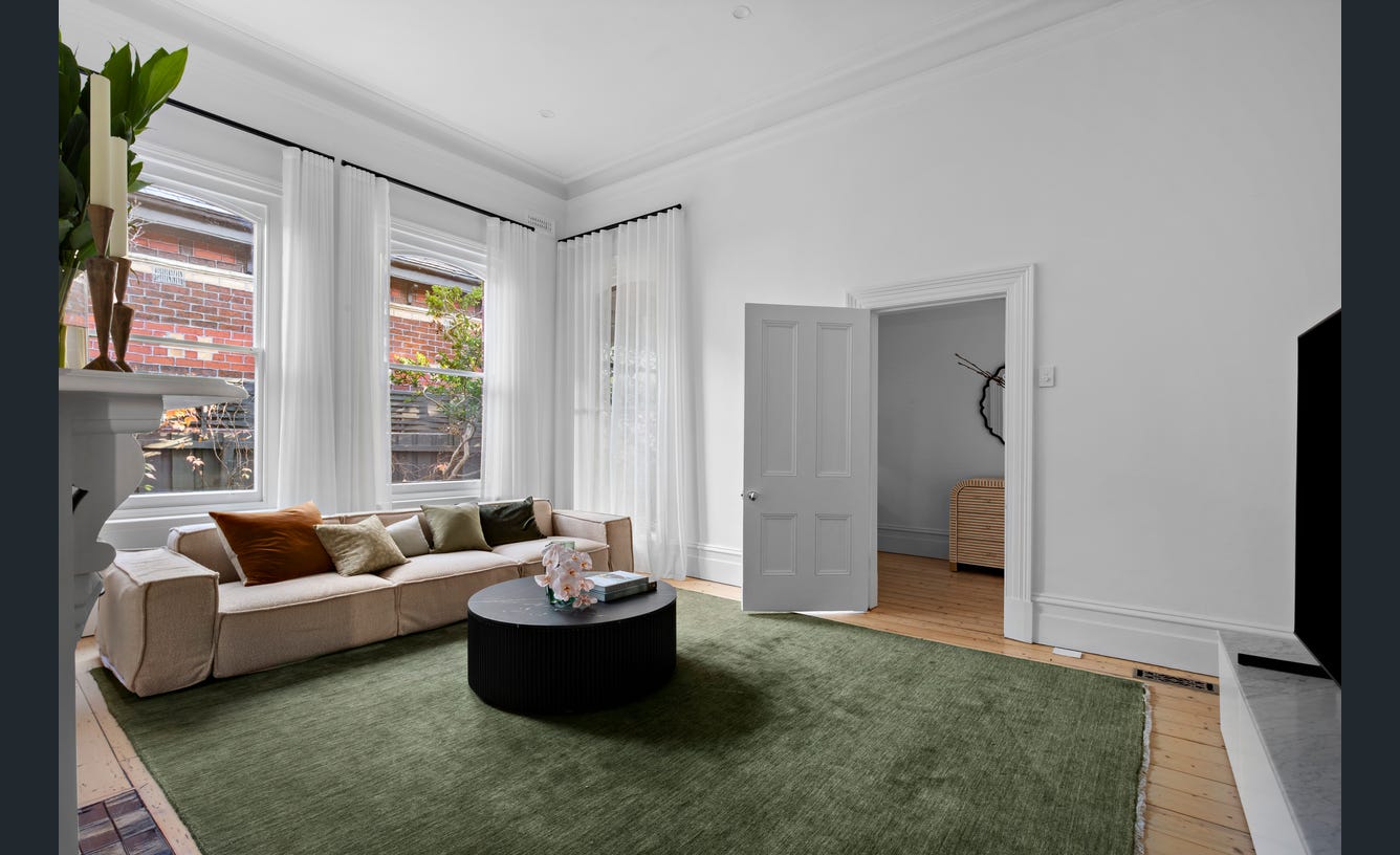 52 McKinley Avenue, Malvern