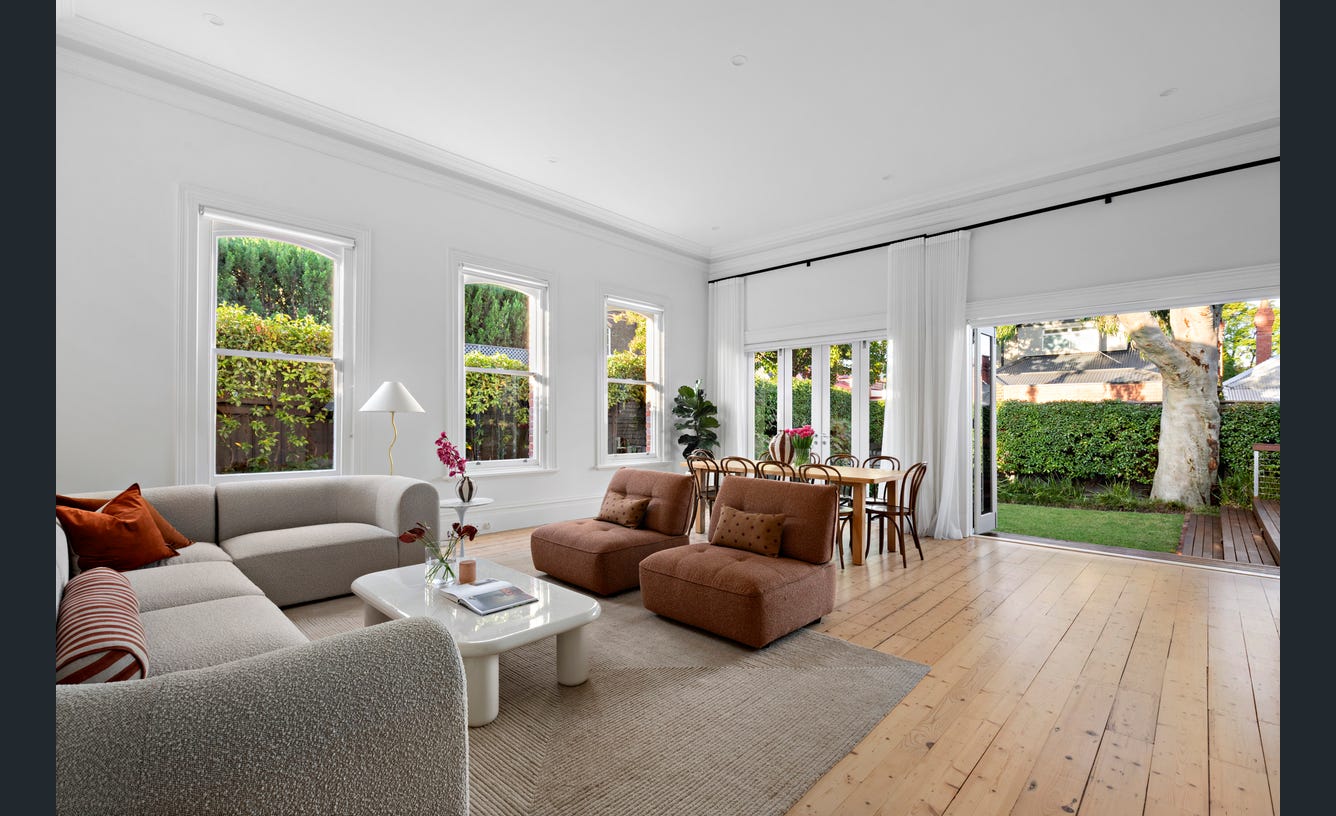 52 McKinley Avenue, Malvern