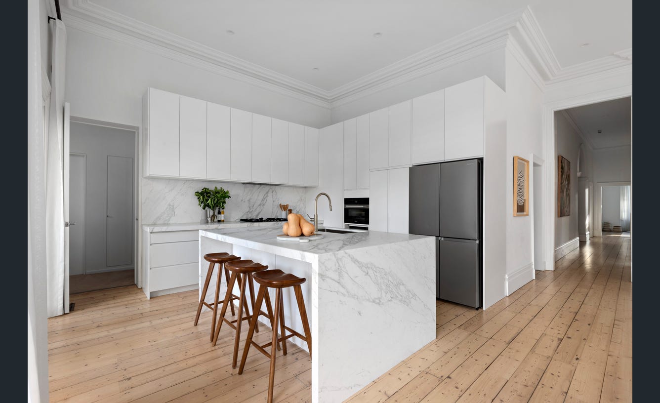 52 McKinley Avenue, Malvern