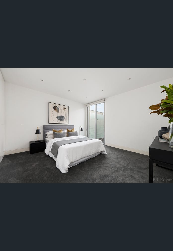 55 Fairbairn Road, Toorak