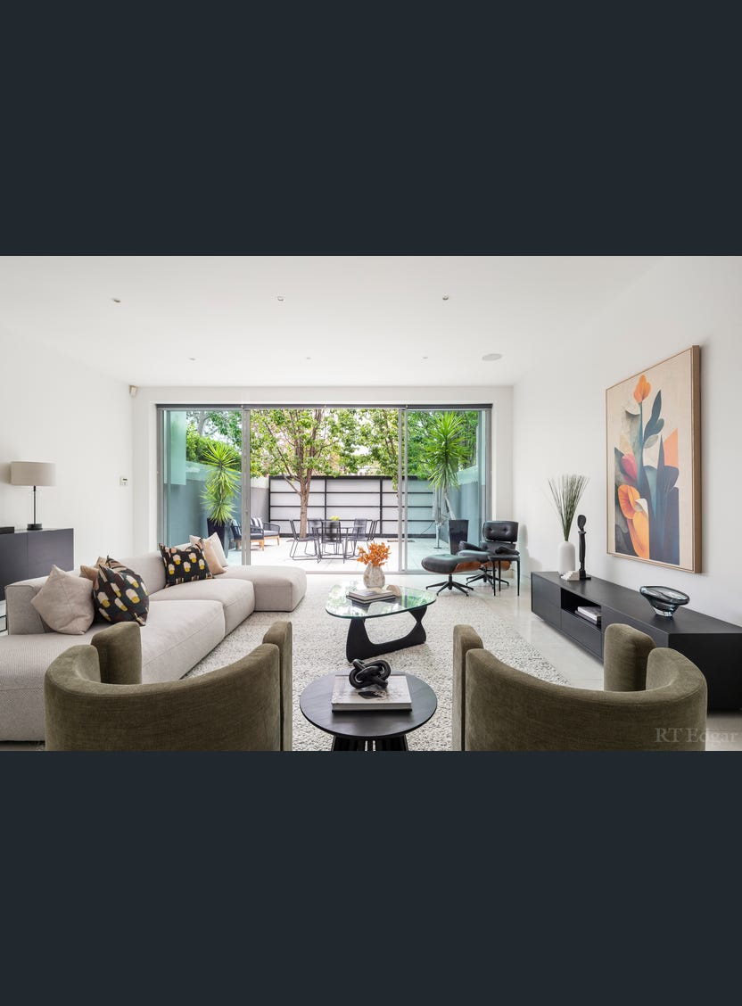 55 Fairbairn Road, Toorak