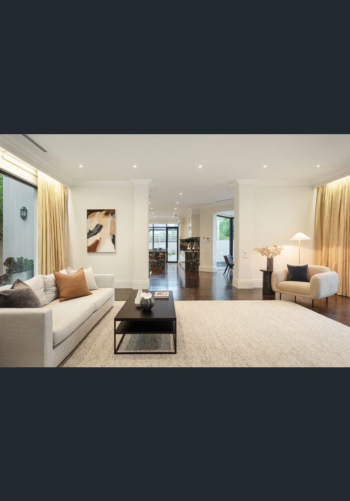 5C Maple Grove, Toorak