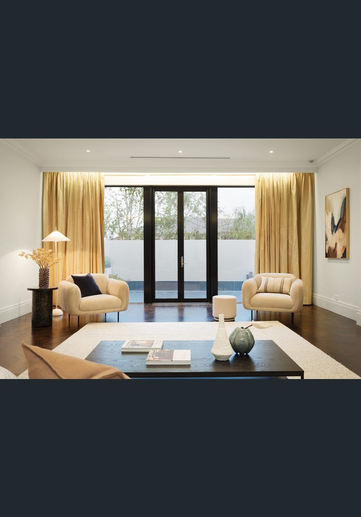 5C Maple Grove, Toorak