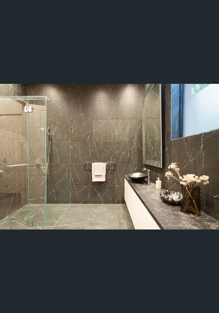 5C Maple Grove, Toorak