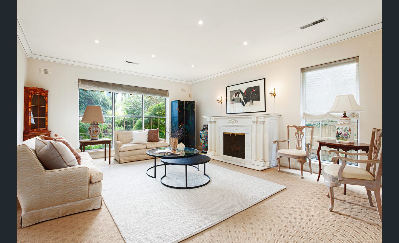 5 Martin Court, Toorak