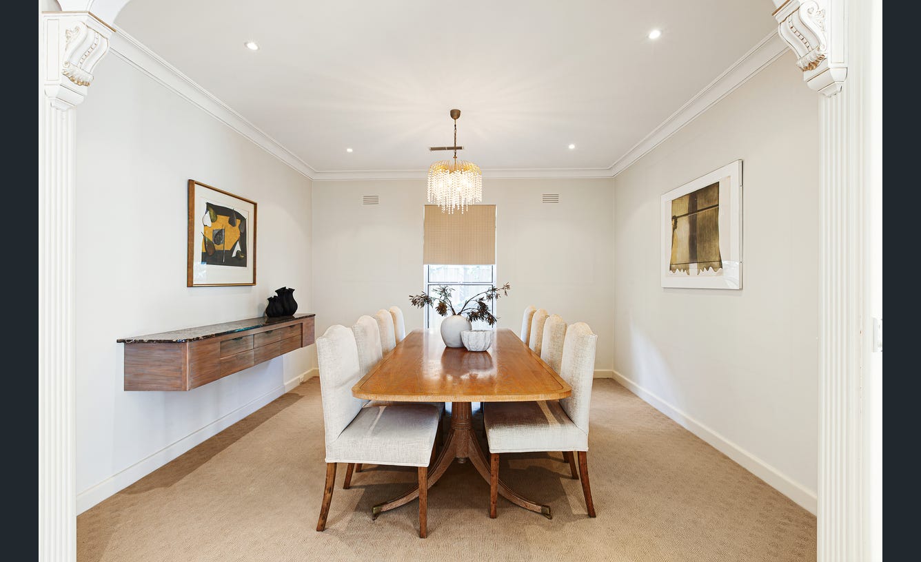 5 Martin Court, Toorak