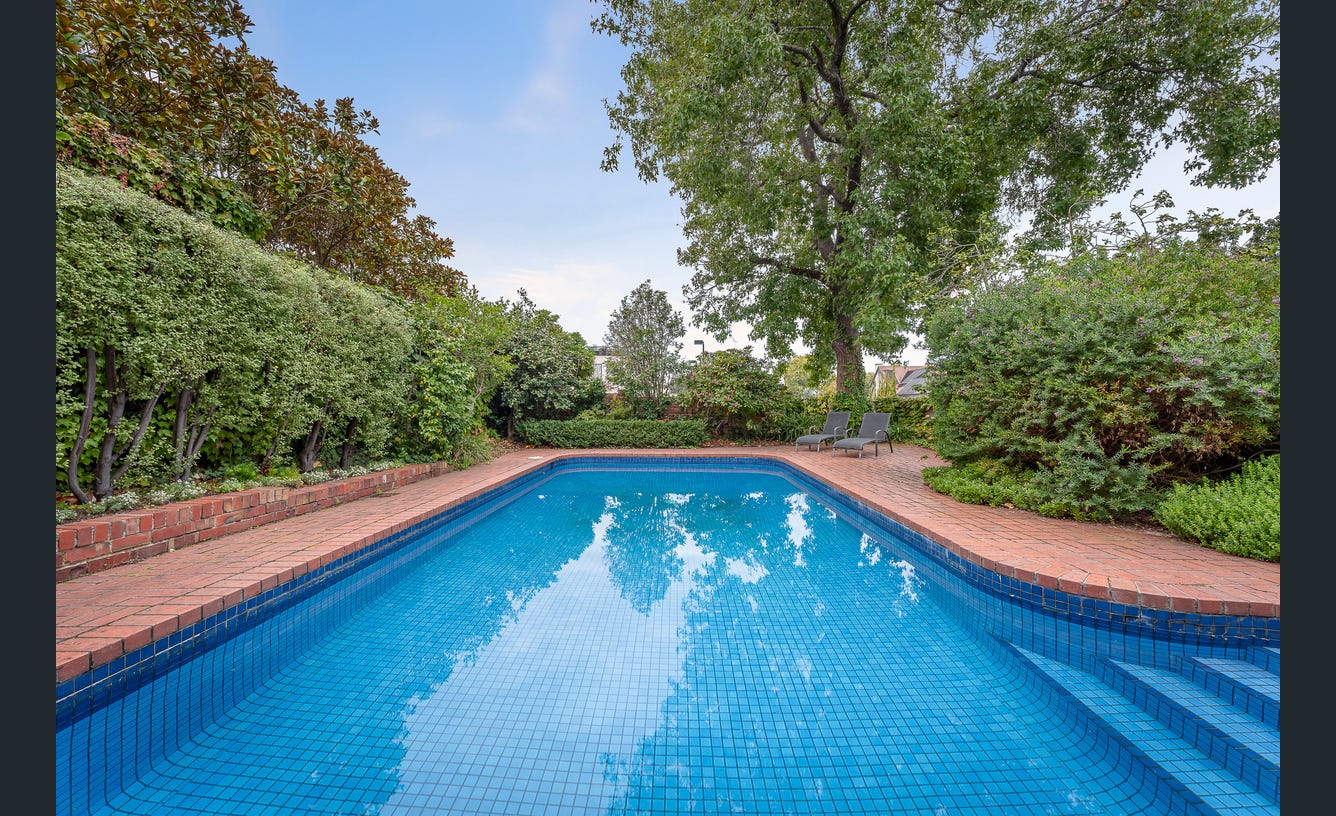 5 Russell Street, Toorak
