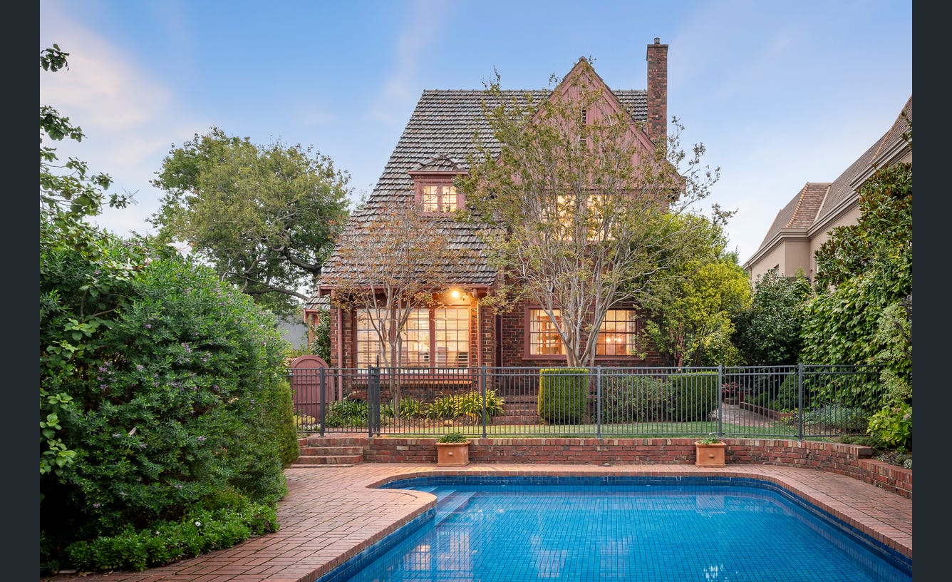 5 Russell Street, Toorak