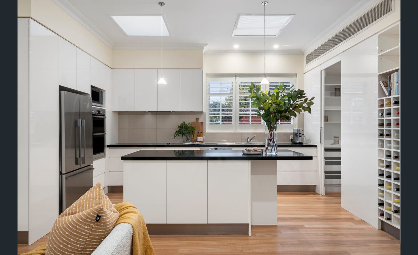 5 Russell Street, Toorak