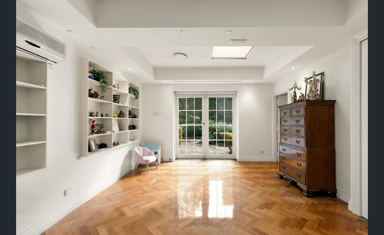 60 St Georges Road, Toorak