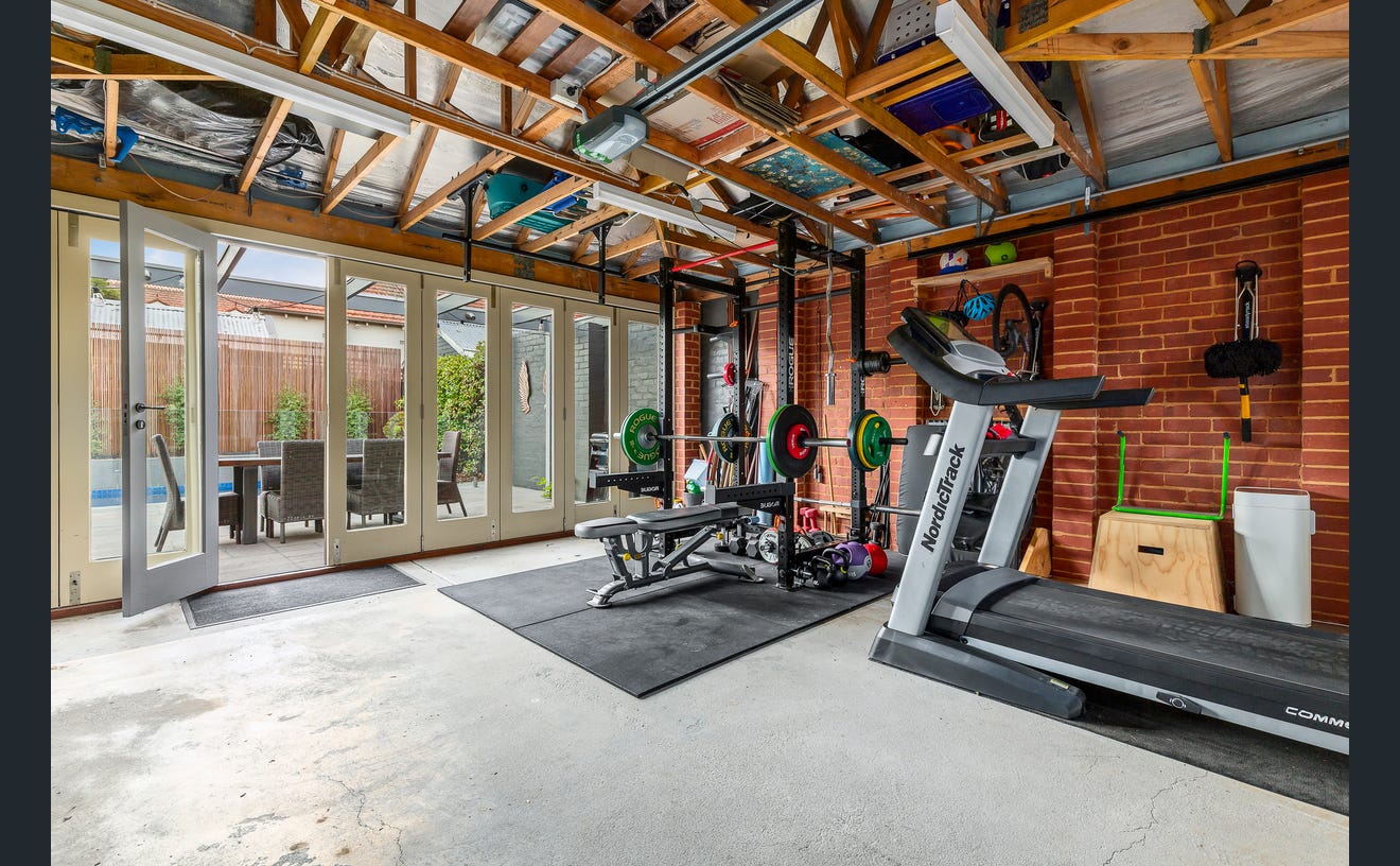 61 Finch Street, Malvern East