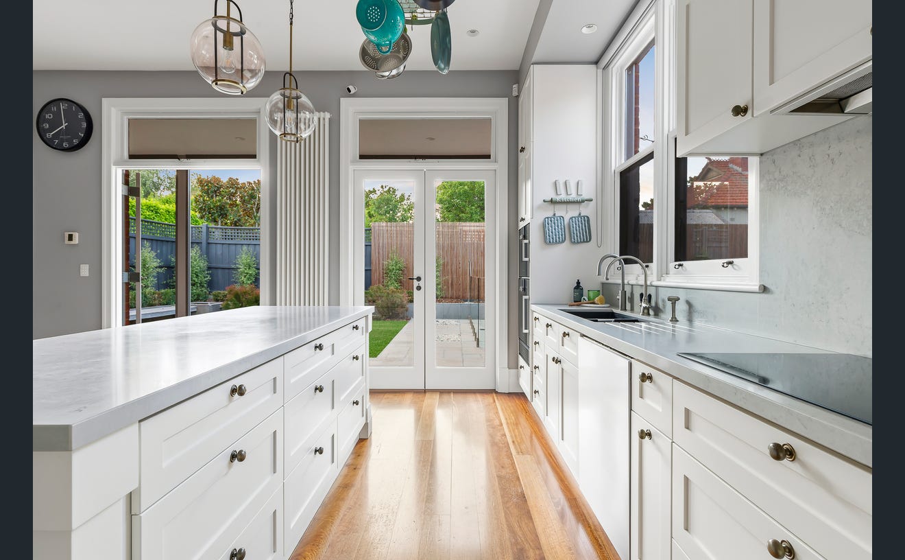 61 Finch Street, Malvern East