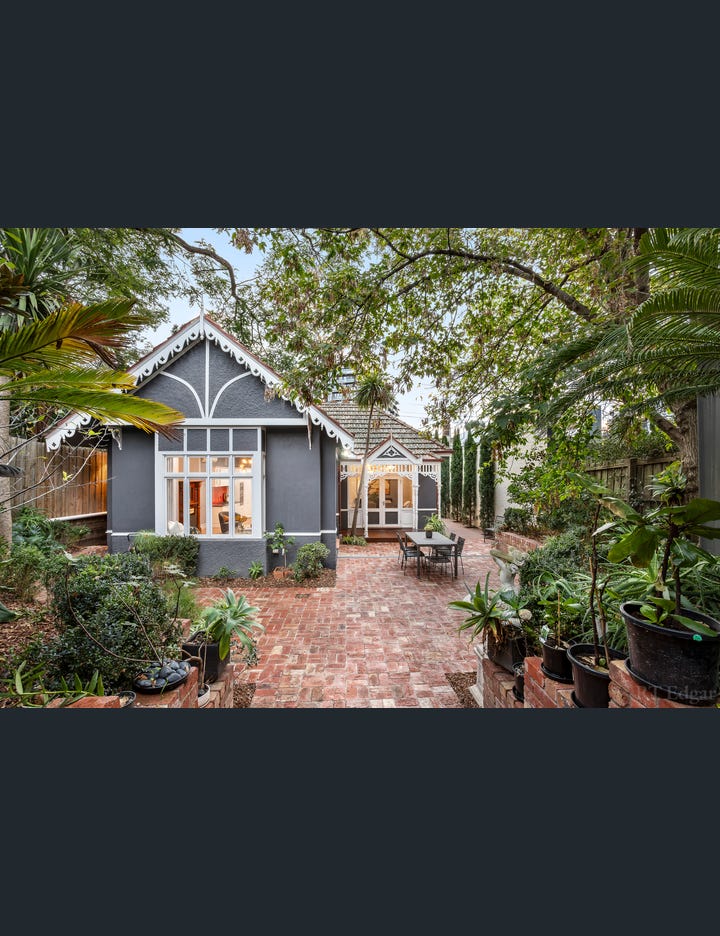 62 Surrey Road, South Yarra