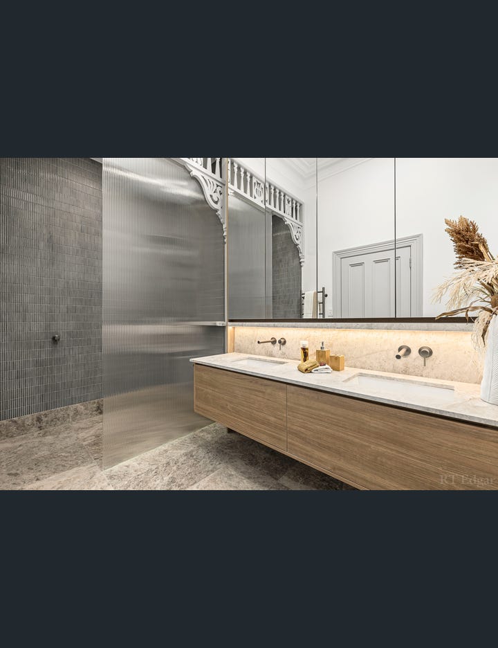 62 Surrey Road, South Yarra