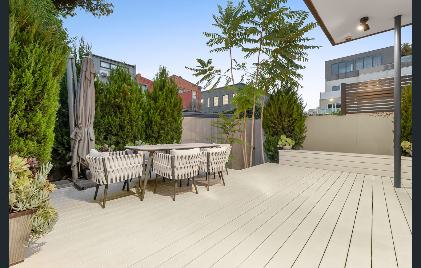 63 Davis Avenue, South Yarra