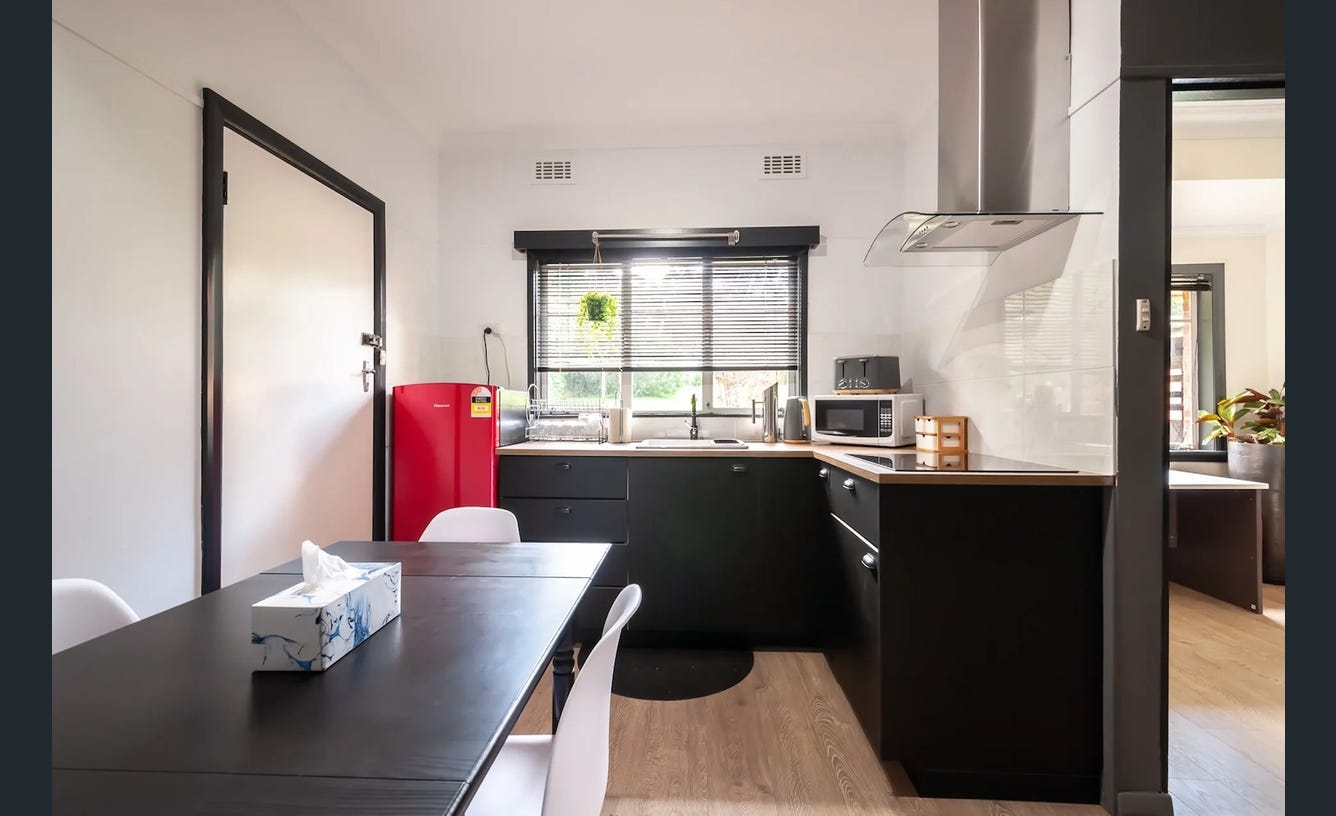 641 Waverley Road, Malvern East