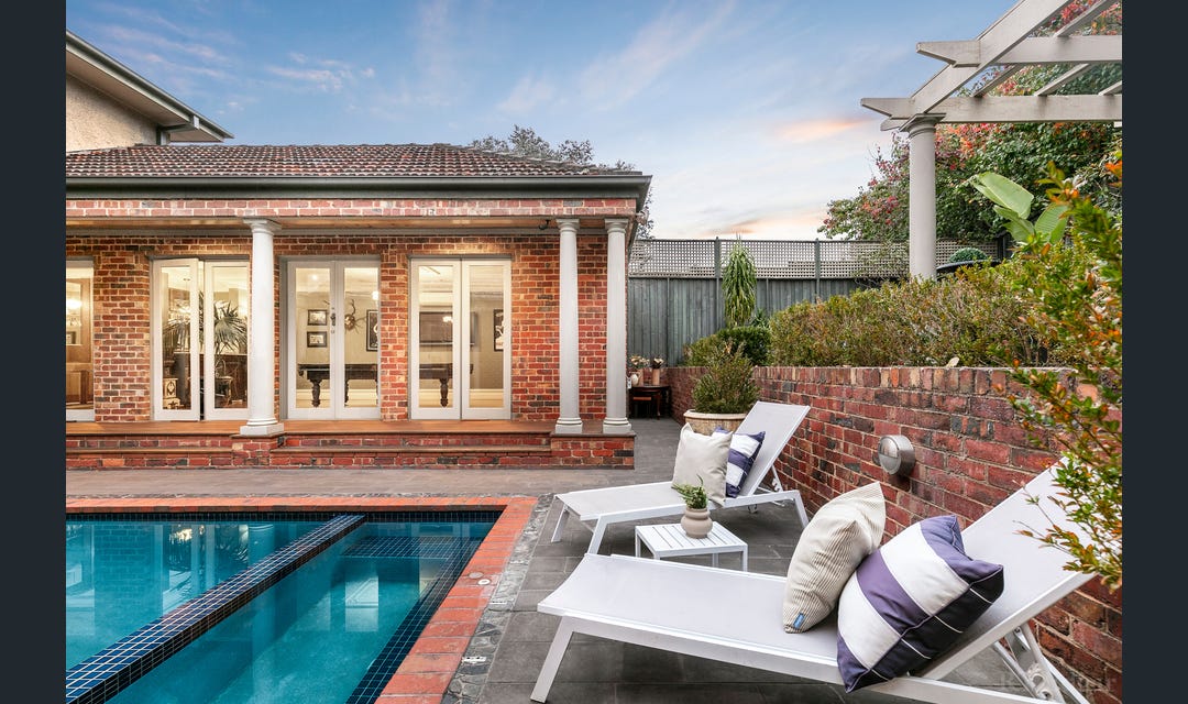 65 High Street South, Kew