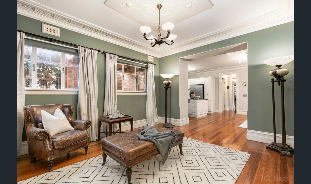 65 High Street South, Kew